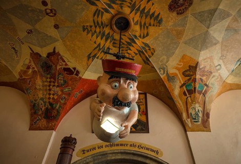 Interior view, figure Aloisius, Munich in heaven, by Ludwig Thoma, hanging from the painted