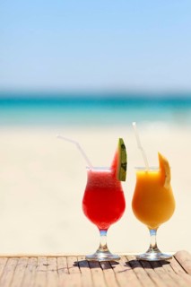 Two tropical cocktails on the beach, Seychelles, La Digue, La Digue, Indian Ocean, Seychelles
