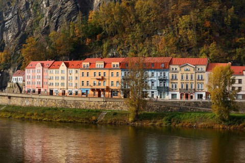 Houses on the Elbe in autumn, Decin or Tetschen, Ustecky kraj, Czech Republic