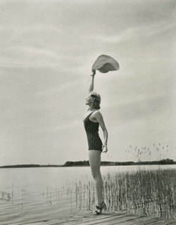 Irene von Meyendorff, actress, film scene, Tobis film art, farewell, woman in a bathing suit on the