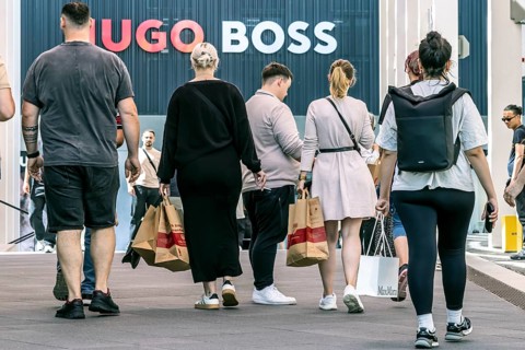 Shopping in Outletcity Metzingen. The 500 premium and luxury brands focus on clothing, but also