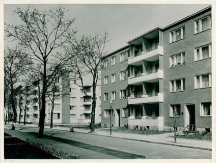 Berlin, Wilmersdorf, Orber Str., residential buildings, post-war buildings, architecture, Max