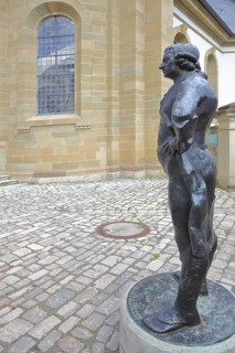 Monument to Baroque builder and architect Balthasar Neumann, black bronze sculpture, life-size,