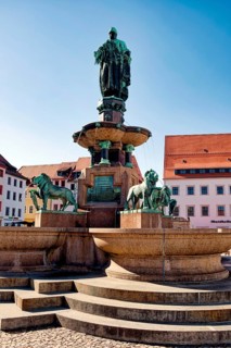 Freiberger Obermarkt with fountain monument Otto the Reiche, Silberweg, ore mining, silver mining,