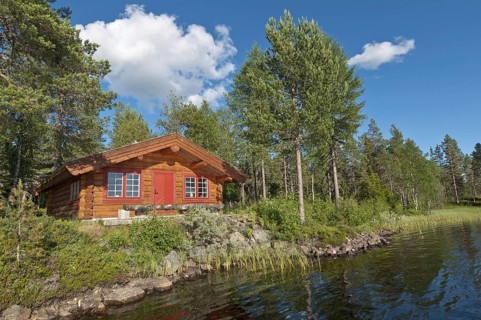 Log cabin on a forest lake, Rena, Hedmark, Norway