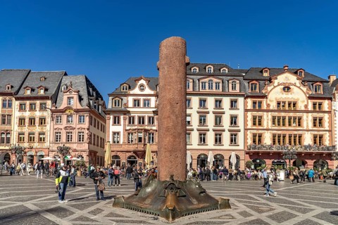 Heunensäule on the market in Mainz, Rhineland-Palatinate, Germany