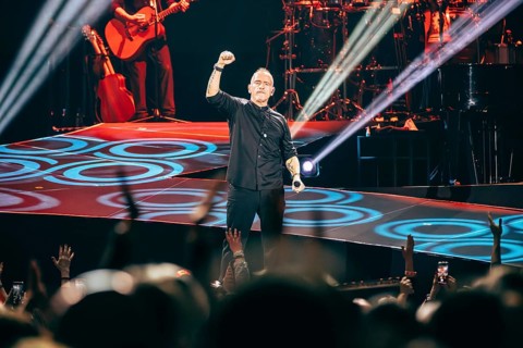 Eros Ramazzotti live on Una Storia Importante - World Tour in the Munich Olympic Hall on 25.02.2026