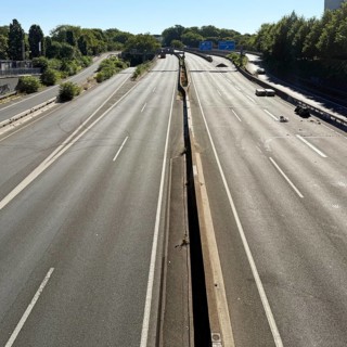 Empty A 40 motorway in the center in front of entering the tunnel, closure, construction work