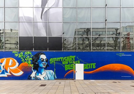 City view of Stuttgart. Construction fence on Königstraße with the inscription: Stuttgart at its