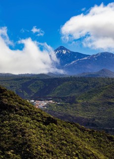 Mountain hike to Risco Blanco, view to Mount Teide, El Molledo, Tenerife, Canary Islands, Spain