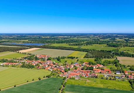 Mannhausen, a district of the municipality of Calvörde, in the district of Börde in Saxony-Anhalt,