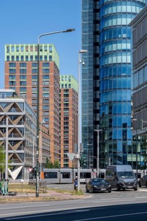 Buildings in the media harbor in Düsseldorf, Holzstraße, Speditionstraße, modern residential and