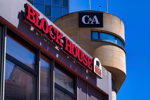 Logo, lettering, Steakhaus Blockhouse, department store chain C&A, Rothebühlplatz, Stuttgart,