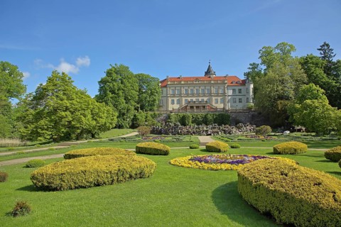 Castle garden with flower beds, Castle, Wiesenburg-Mark, Fläming, Brandenburg, Germany