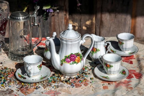 Coffee service in front of an old barn, Oberallgäu, Allgäu, Bavaria, Germany