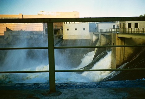 Wasserkraftwerk, Wasserfall Sarp Falls, Fluss Glomma, Sarpsborg, Norwegen 1958