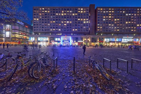 Rathaus Passagen shopping centre in the evening, Rathausstraße, Berlin, capital city, independent