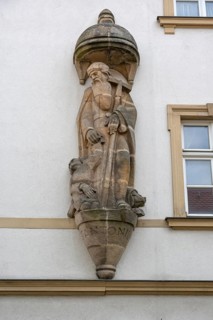 Heiligenskulptur am Antonistift, Michaelsberg, Bamberg, Upper Franconia, Bavaria, Germany