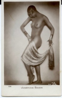 Josephine Baker, dance, Negro dance, Afro-America, elegance, black and white photo of a dancing