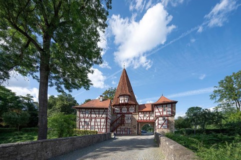 Rödelseer Tor, built in the 13th century, part of the town fortifications of Iphofen, Lower