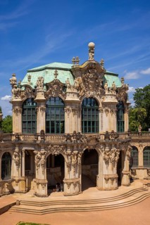 Freshly renovated and modernized — this is how Dresden's Zwingerhof has been presenting itself