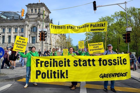 Greenpeace with the banner of freedom instead of fossil politics! at the demonstration of the