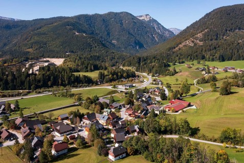 Drone image, residential buildings, view of village, Pichl-Kainisch, Hinterberger Tal,