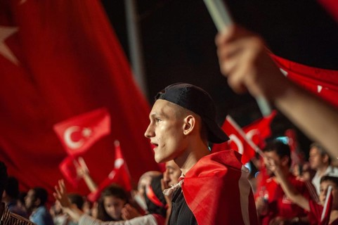 Istanbul, Turkey. 19th July 2016. Crowds take to the streets near Taksim Square, Istanbul, Turkey