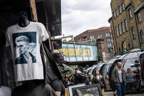 London, United Kingdom. April 17th 2026. A David Bowie T shirt for sale near the iconic Camden Lock