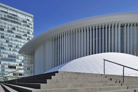 Office building of the European Parliament and the Grande-Duchesse Joséphine-Charlotte Concert