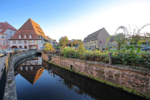 View of salt house, Maison du sel with Lauter canal, Lauter stream, Weissenburg, Wissembourg,