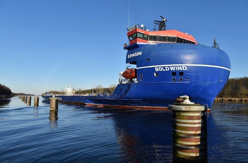 Heavy goods vessel, cargo ship Boldwind sailing in the Kiel Canal, NOK, Kiel Canal, Kielkanal,
