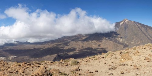 Panorama during the ascent to Alto de Guajara, 2715m, behind it the Pico del Teide, 3717m, Teide
