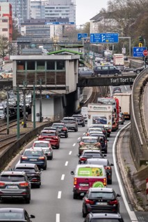 Everyday traffic jam on the A40 motorway, Ruhrschnellweg, in Essen, a good 5 km traffic jam heading