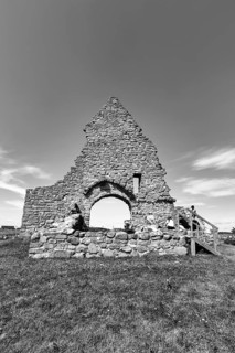 Ruins of St. Bridget's Chapel, Sankta Britas Chapel, Middle Ages, tourists enjoy historic