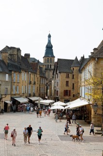 Medieval market square, Place de la Liberté, in the back the cathedral or Cathédrale Saint-Sacerdos