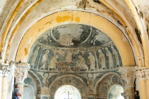 Aubazat. Wall paintings of the Romanesque style in Saint-Barthélemy chapel located in Peyrusse,