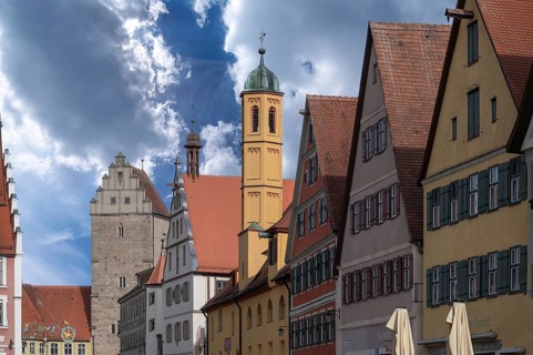 Historic residential buildings, Heilig Geist hospital church, behind the Rothenburg gate around