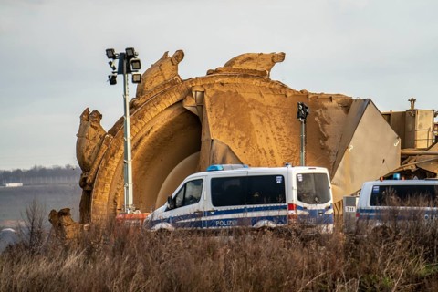 Start of the eviction of the hamlet Lützerath at the lignite mine Garzweiler 2, preparation for the