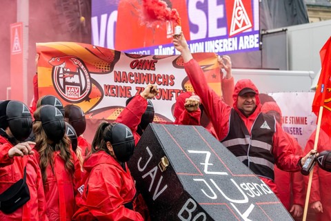 Day of action organised by IG Metall in Stuttgart. Metalworkers rally to fight for the future of