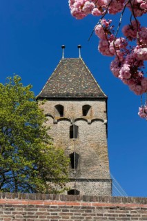 Metzgerturm with an installation by Johannes Pfeiffer, temporary art in public space, contemporary