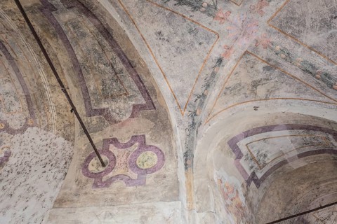 Detail, medieval ceiling frescoes, Palazzo Ducale, Mantua, Italy