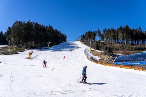 Winter sports area in the Sauerland, Winterberg ski lift carousel, artificial snow slopes,