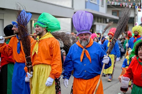 Kappler witches, traditional dance and parade group, on the carnival parade, Kappelrodeck,