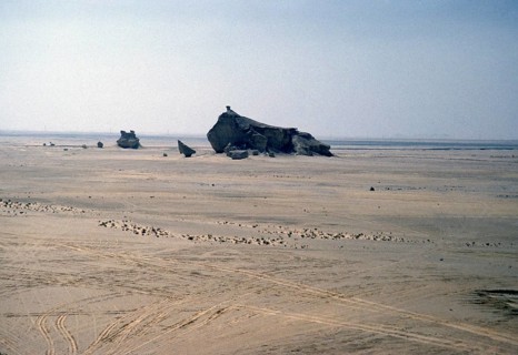 Photo of the Arabian desert taken by a helicopter pilot working in the oil industry in Dharhan,