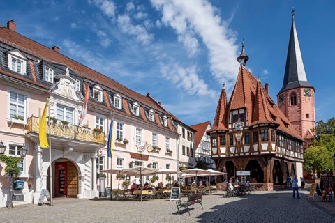 Baroque Löwenhof, Gasthaus Zum goldenen Löwen and Posthalterei von Thurn und Taxis, post office,