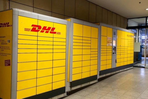 DHL Packstation at the railway station in Mannheim