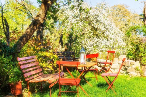 A landscaped natural garden with a house in a nature reserve on the edge of a village, Bannewitz,