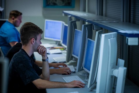 Vocational training of skilled workers for the electrical engineering sector of the future. The