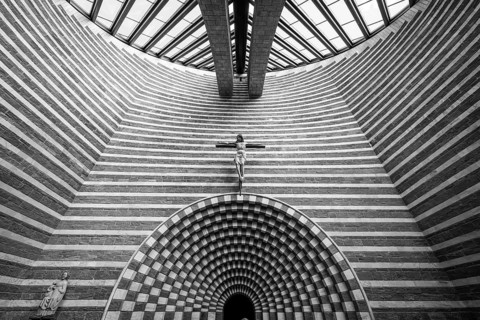 Interior view in black and white, Roman Catholic church of San Giovanni Battista, built in the same